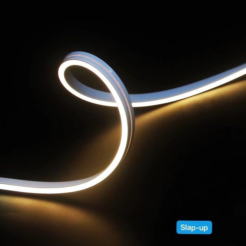 La courbure flexible menée de côté de la lampe au néon IP65 IP67 allume au néon de décoration de silicium mené 0612 10W 24V aucune tache allumant SMD2835