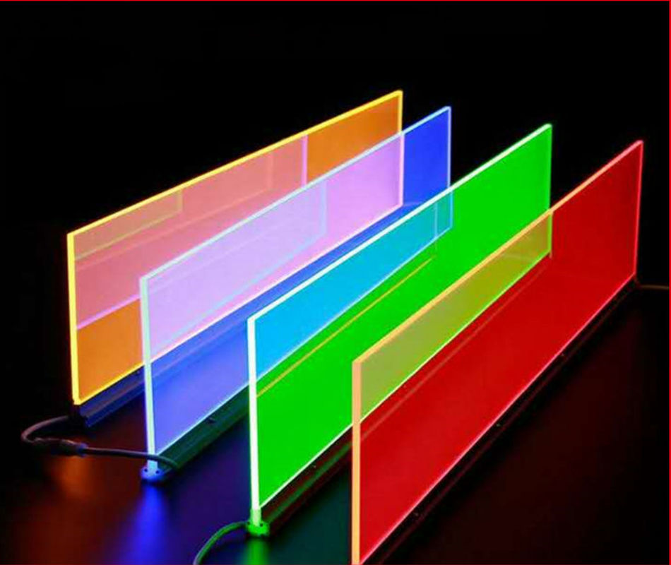la taille faite sur commande de plaque guide de lumière de 2mm 3mm 4mm 5mm 10mm LPG forment pointiller le transparent du laser 98%